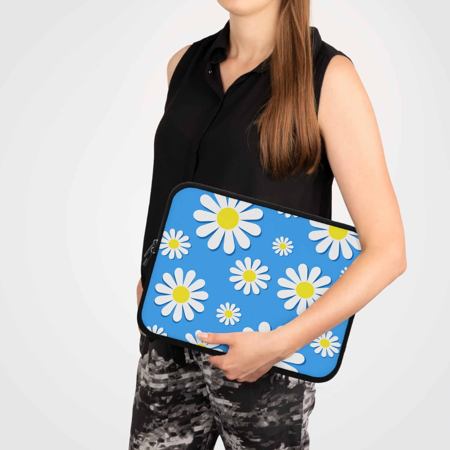 White Daisy Laptop Sleeve